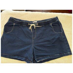 Pull-On Knit Denim Shorts - 5.5" Inseam